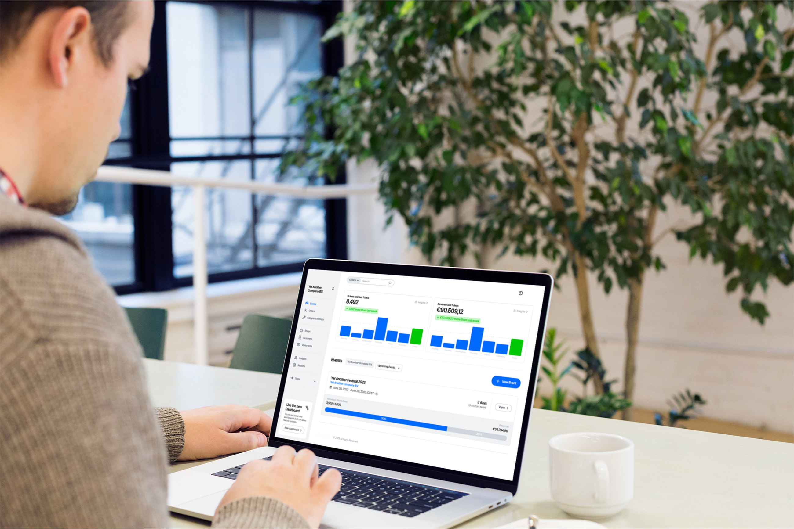 sales-via-online-marketing-background.jpg